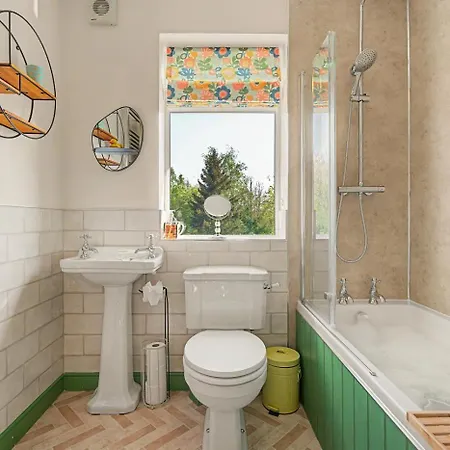 3 Bed In Thirsk Oc-88464 Holiday home